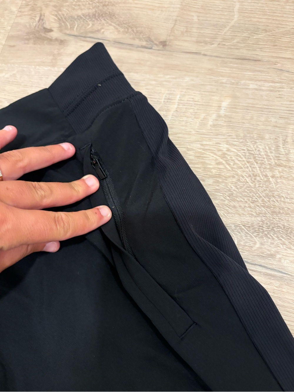 NWOT Athleta Black Performance Skirt Size 6 - Picture 3 of 6